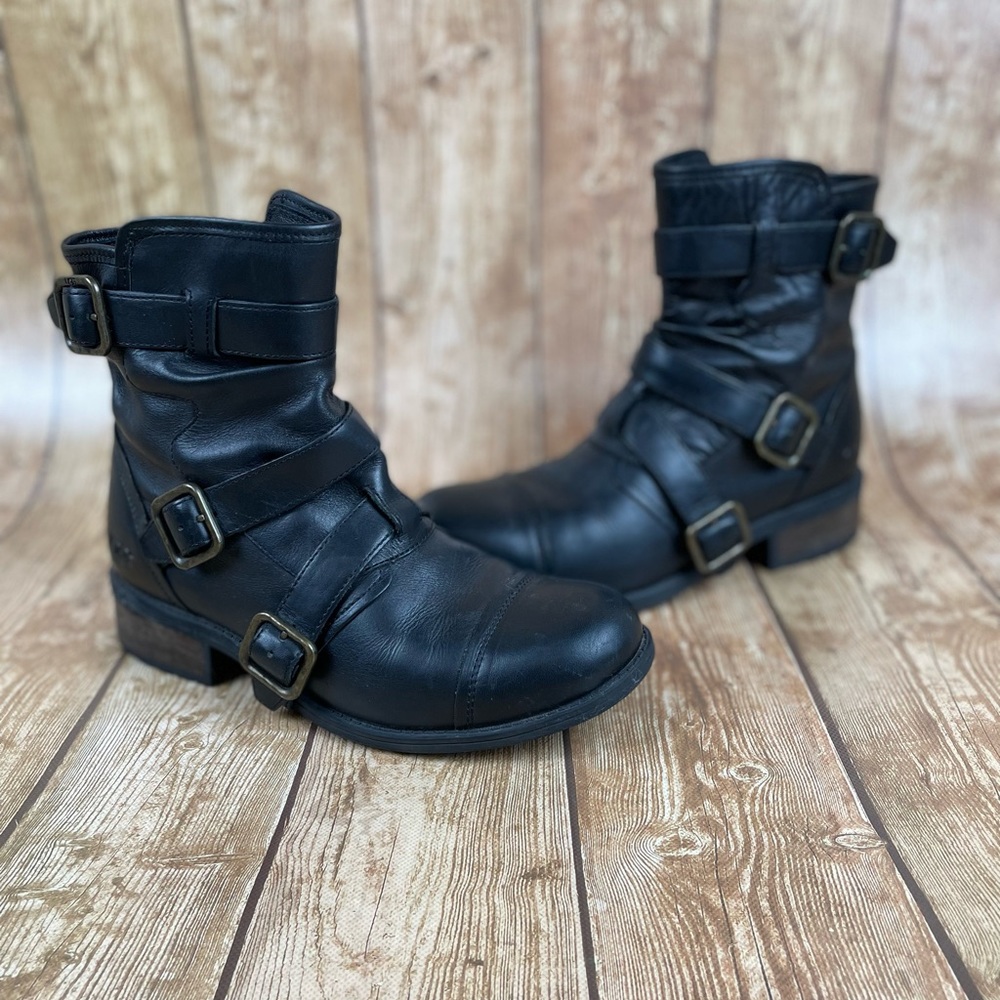 Ugg Finney leather moto boots